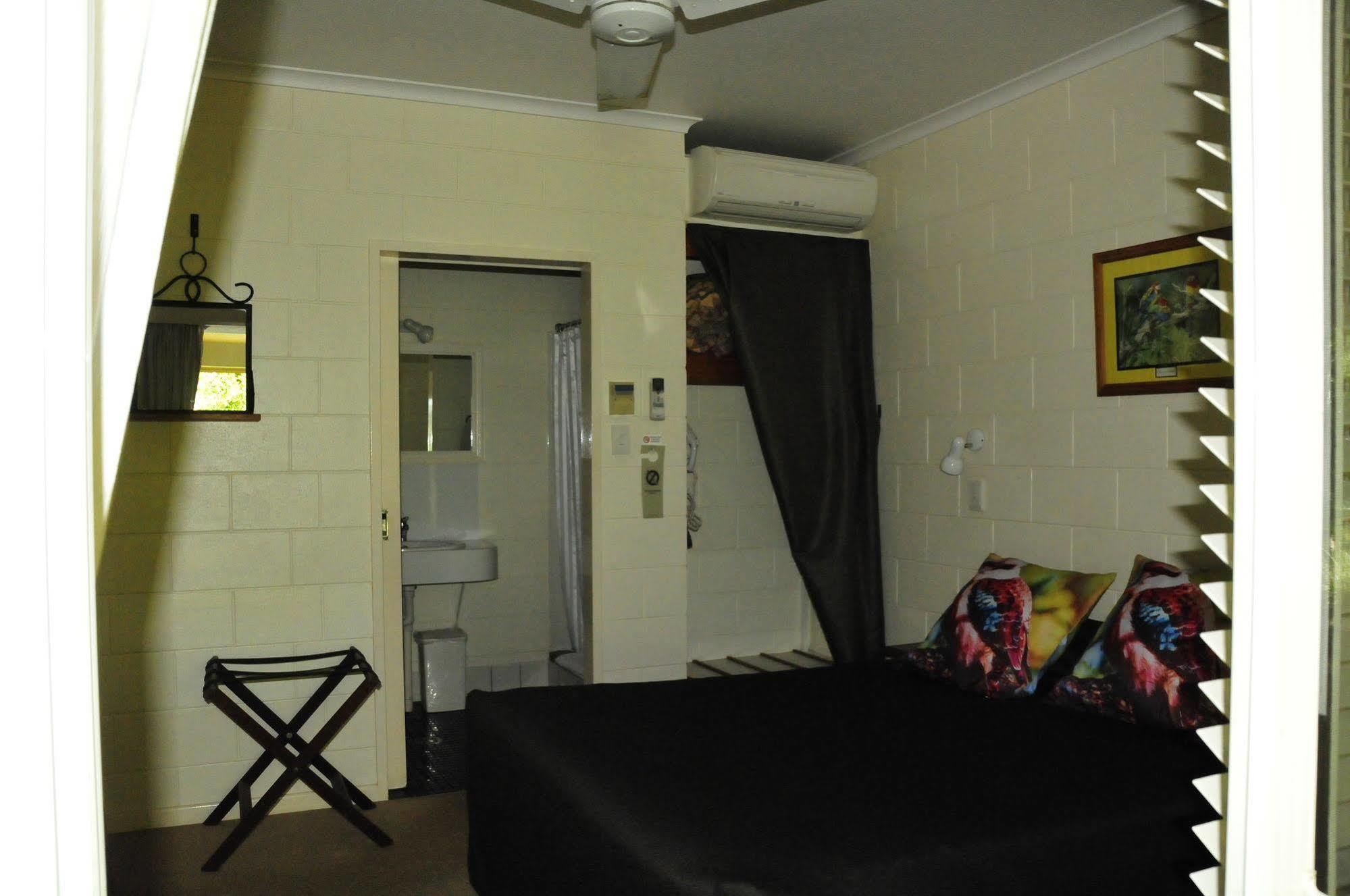 Kookaburra Motel Янгабъра Екстериор снимка